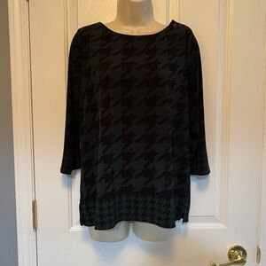BUY 2 ITEMS GET 1 FREE - Cleo Petites Houndstooth 3/4 sleeve blouse Sz L